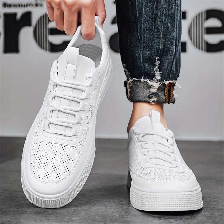 Ryan™ | COMFORTABLE WHITE CASUAL SNEAKERS