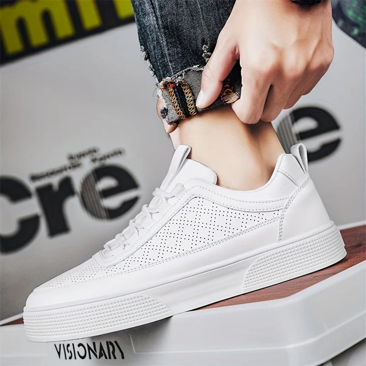 Ryan™ | COMFORTABLE WHITE CASUAL SNEAKERS